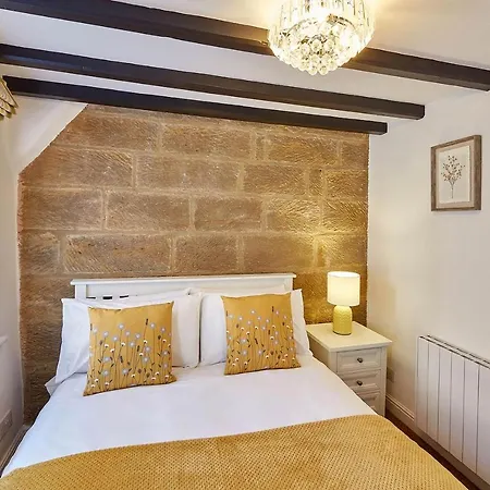 Host & - Thimble 度假居 惠特比